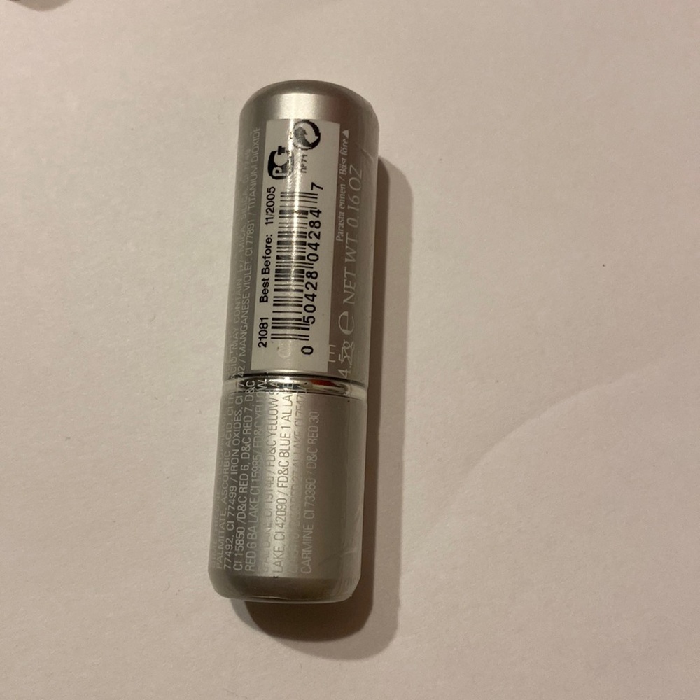 Lipstick brand new sealed Lumine 505 tied together